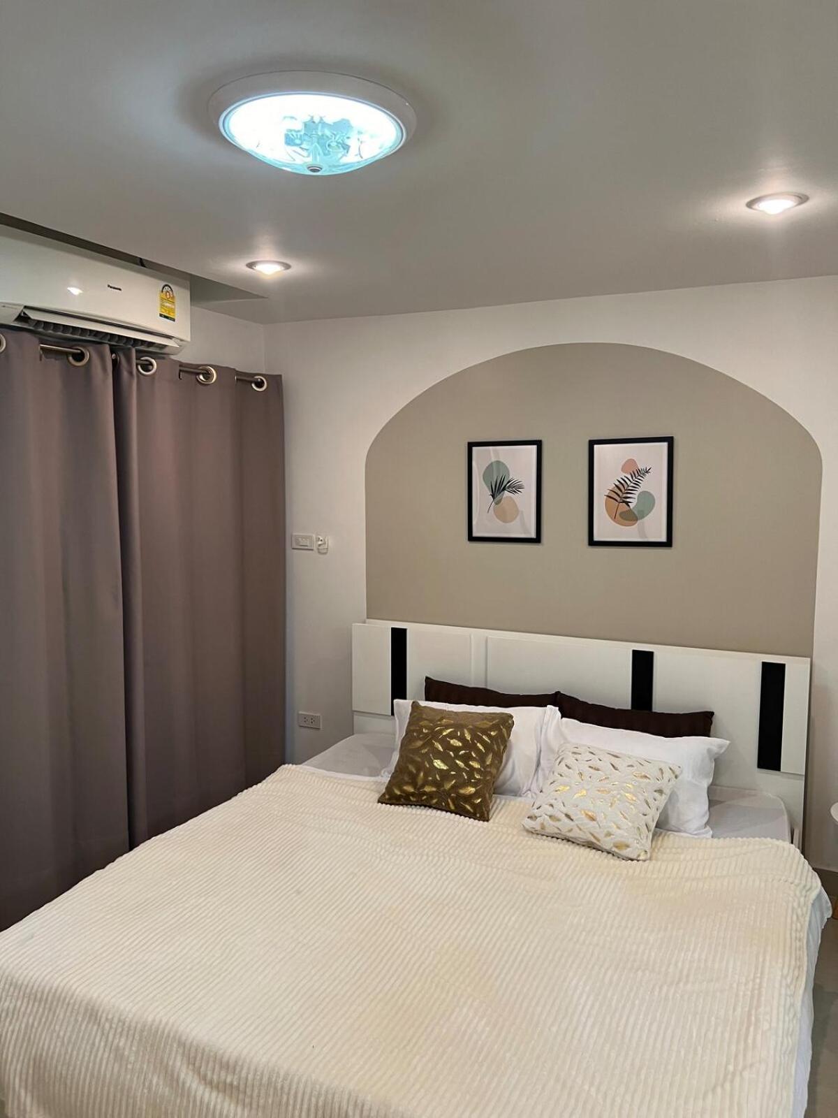 The White Nest , Mrt Phetkasem 48 * Bangkok